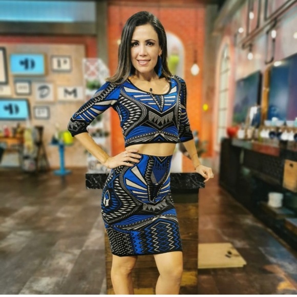 Windsor Midi Skirt And Top Long Sleeve Black & Blue Body Con Print Cotton ( Set) - Picture 2 of 13